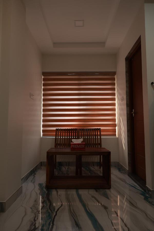 Hotel Delano Residency à Kaliyal Extérieur photo