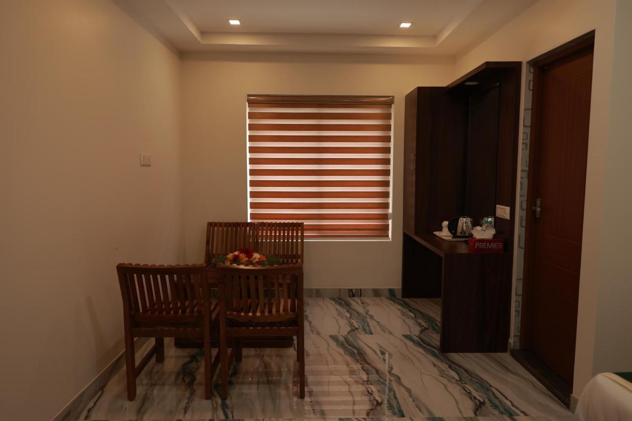 Hotel Delano Residency à Kaliyal Extérieur photo
